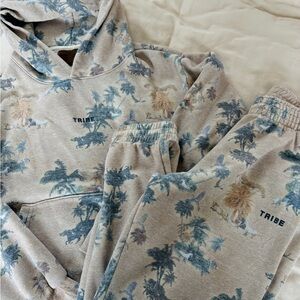 Tribe Kelley “beach cowboy” print matching set.
